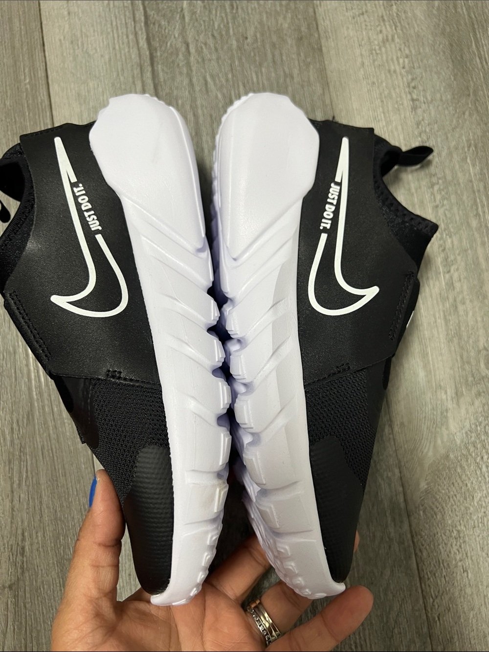 Nike Flex Runner 2 ( GS) - size 5Y like new! - Picture 9 of 15